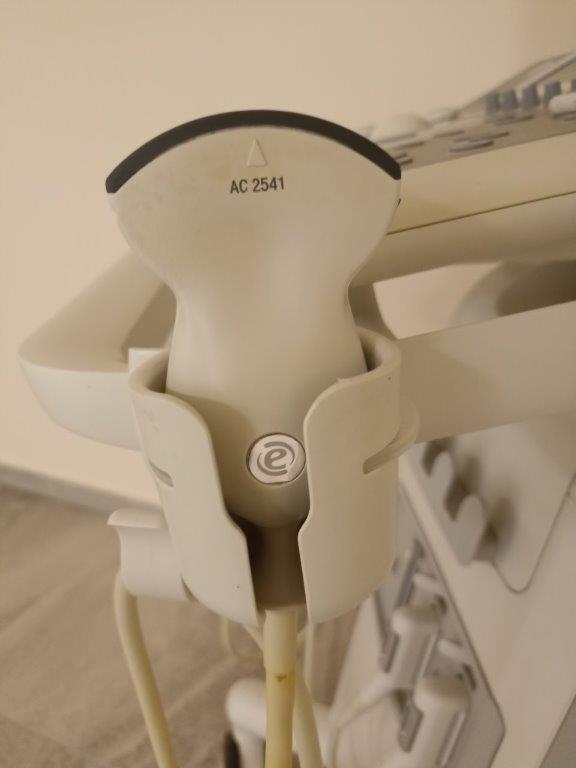 3. kép: Használt Esaote MyLAb X5 ultrahang készülék hasi vizsgálófeje Használt Esaote MyLAb X5 ultrahang készülék hasi vizsgálófeje