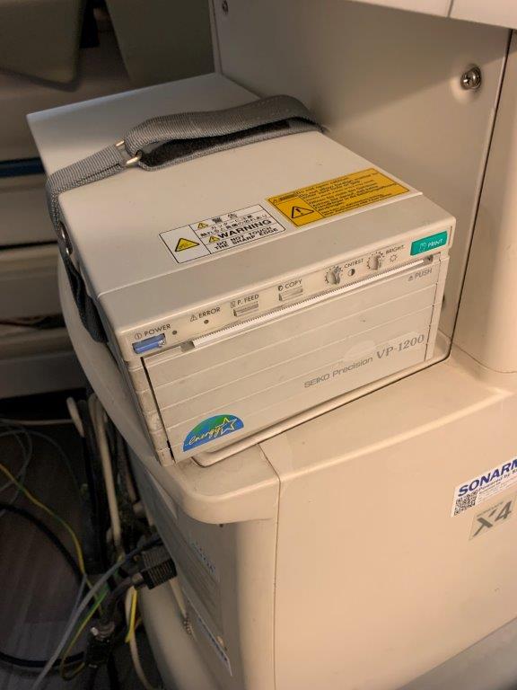 Használt SonoAce X4 két vizsgálófejjel Használt SonoAce X4 két vizsgálófejjel
